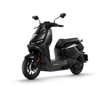 FX Sport_Black_Front 45